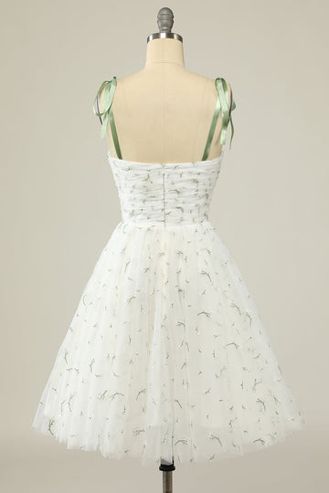Élégantes Spaghetti Straps Blanche Robe de cocktail avec Broderie